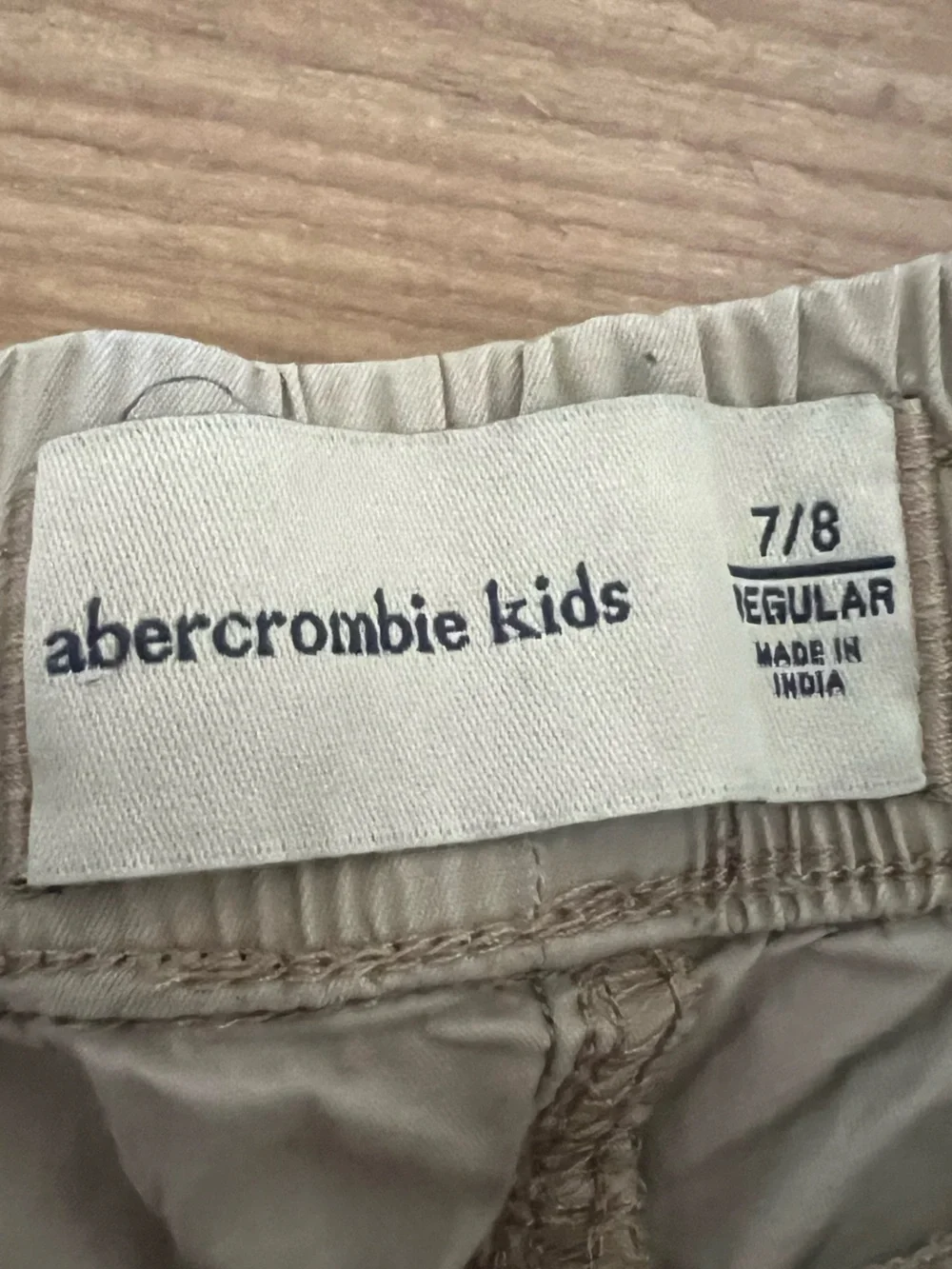 Abercrombie Kids Khaki Jogger Cargo Pants Elastic Drawstring Waist Tan 7/8 - Picture 2 of 6